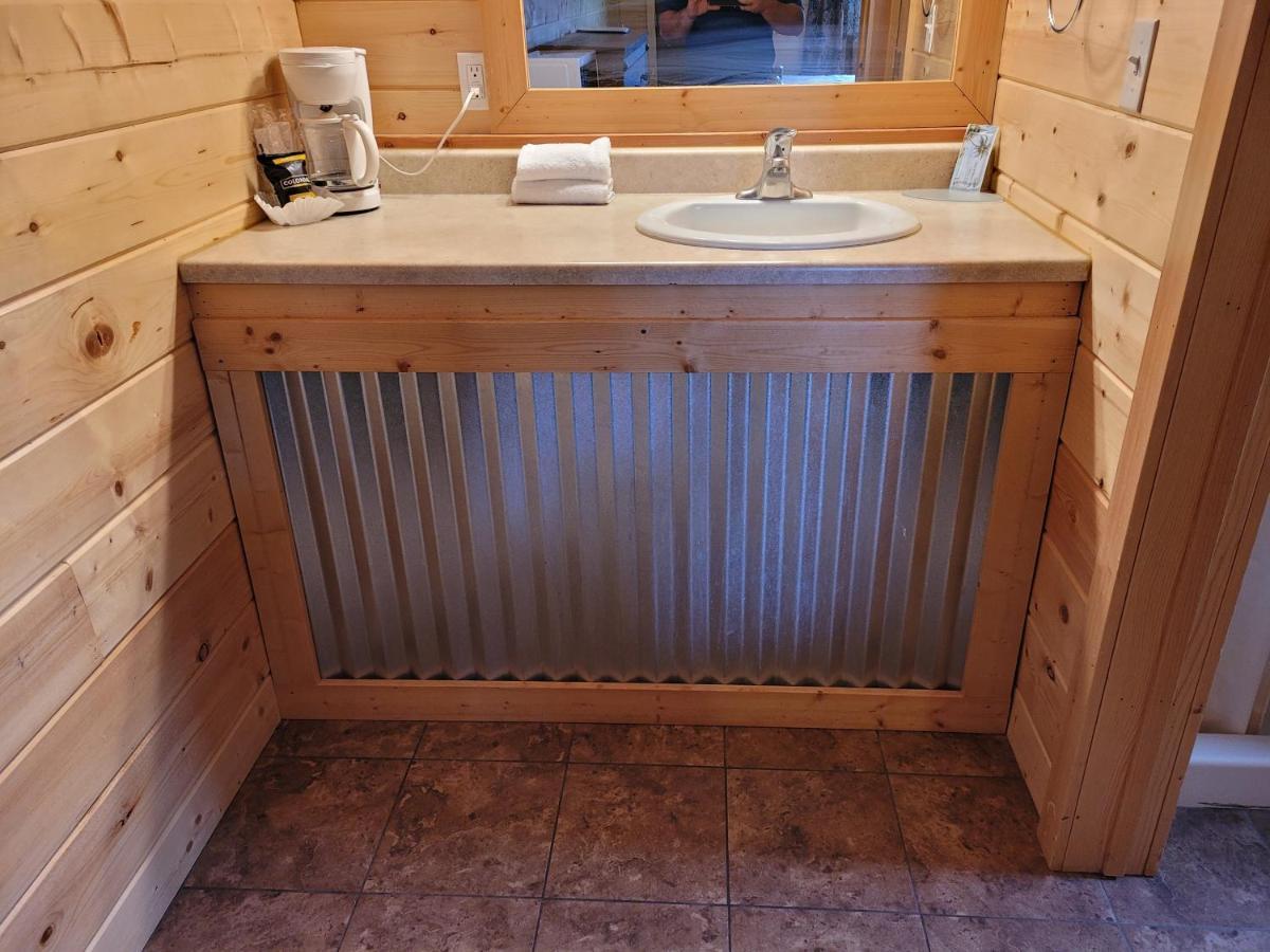 טרופיק Bryce Valley Lodging מראה חיצוני תמונה