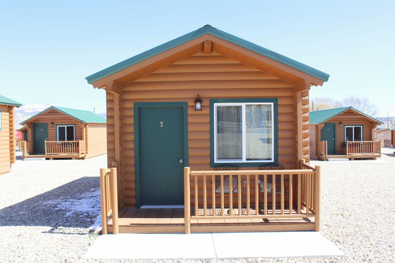 טרופיק Bryce Valley Lodging מראה חיצוני תמונה